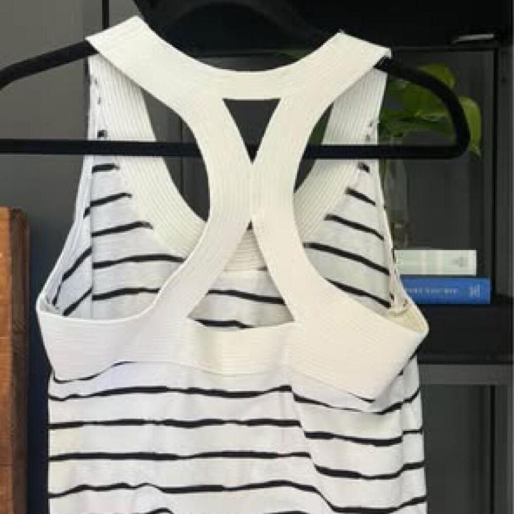 Country-road Women's White and Black Vest